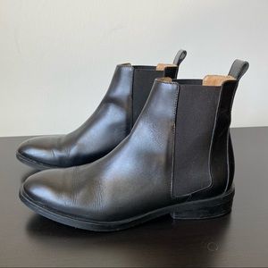 Everlane Chelsea Boots Made in Italy
